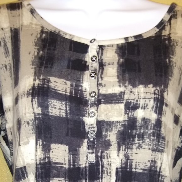 Relativity Henley Top Size XLP - Picture 2 of 7